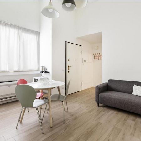 Up To Home - Residenze Milano Luaran gambar